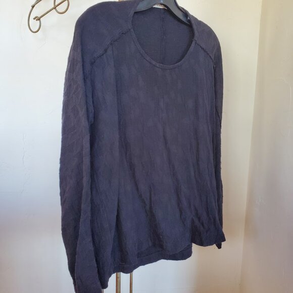 Black Crane Jacquard Top. Women's XS. Black. - Picture 2 of 5